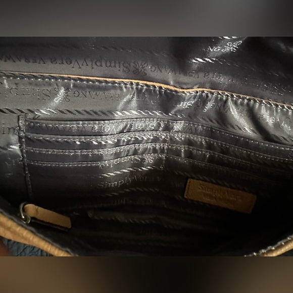 SIMPLY VERA WANG Elegant Tan Snake Skin Clutch with Bow Accent 12” L x 5.5” H - Picture 4 of 10